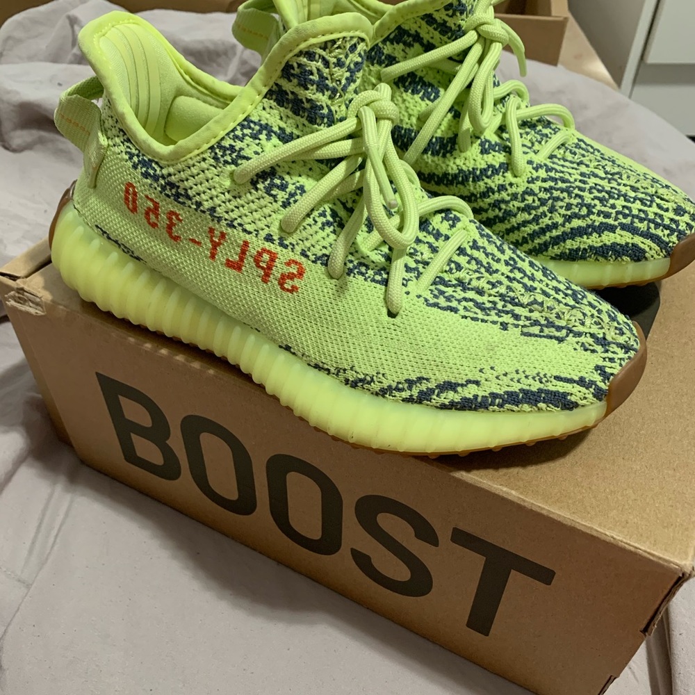 Yeezy Boost 350 FROZEN YELLOW
